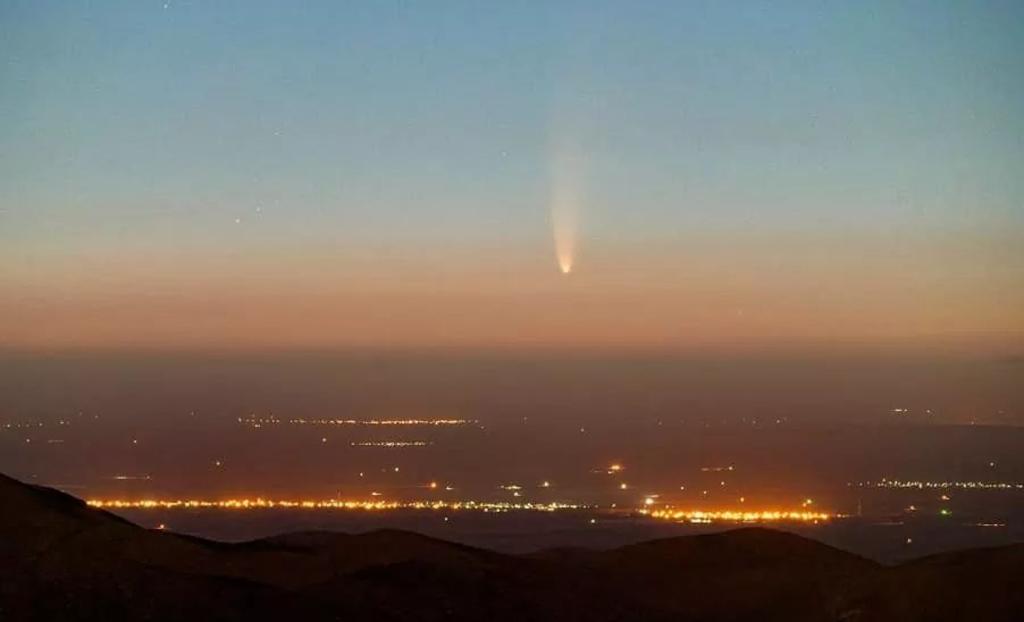 Usuarios en redes sociales compartieron fotografías del paso del cometa durante este fin de semana (CAPTURA)  