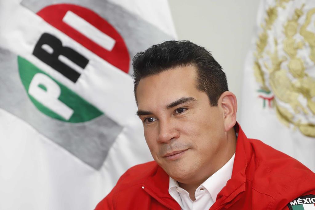El dirigente nacional del Partido Revolucionario Institucional (PRI), Alejandro Moreno, comentó en redes sociales y sin mencionar la detención del exgobernador César Duarte que 'siempre estará del lado de la ley y en contra de la corrupción'.  (ARCHIVO)