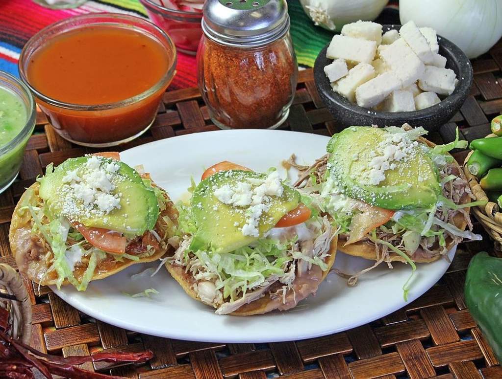  Las tostadas de pata son uno de los platillos más tradicionales de México y que se destacan por su delicioso sabor y fácil preparación. (ESPECIAL)