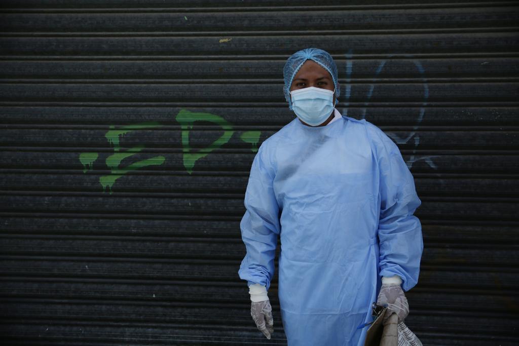 El Salvador está cerca de los 10,000 casos positivos de coronavirus en momentos en que el país experimenta una considerable alza de contagios y un aumento de muertes en domicilios de San Salvador. (ARCHIVO) 