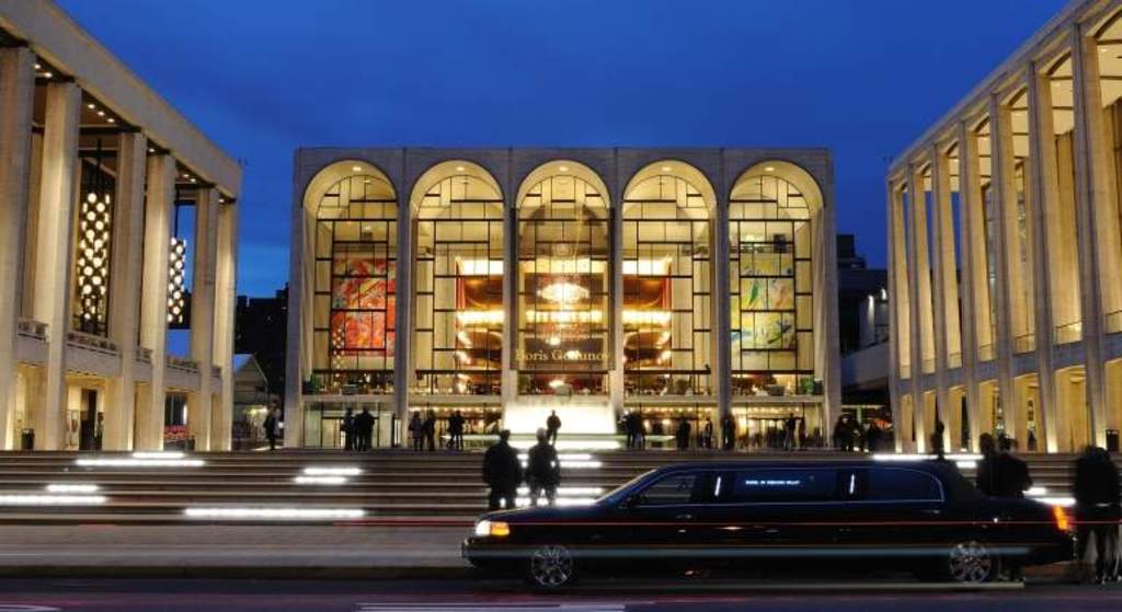 La Ópera Metropolitana de Nueva York, conocida como la Met Opera, anunció este sábado la celebración de una serie de conciertos que recorrerán a partir de julio ciudades de Europa y EUA, entre ellas Nueva York, Barcelona y Berlín, y que serán retransmitidos en vivo a través de un servicio de pago. (ESPECIAL) 