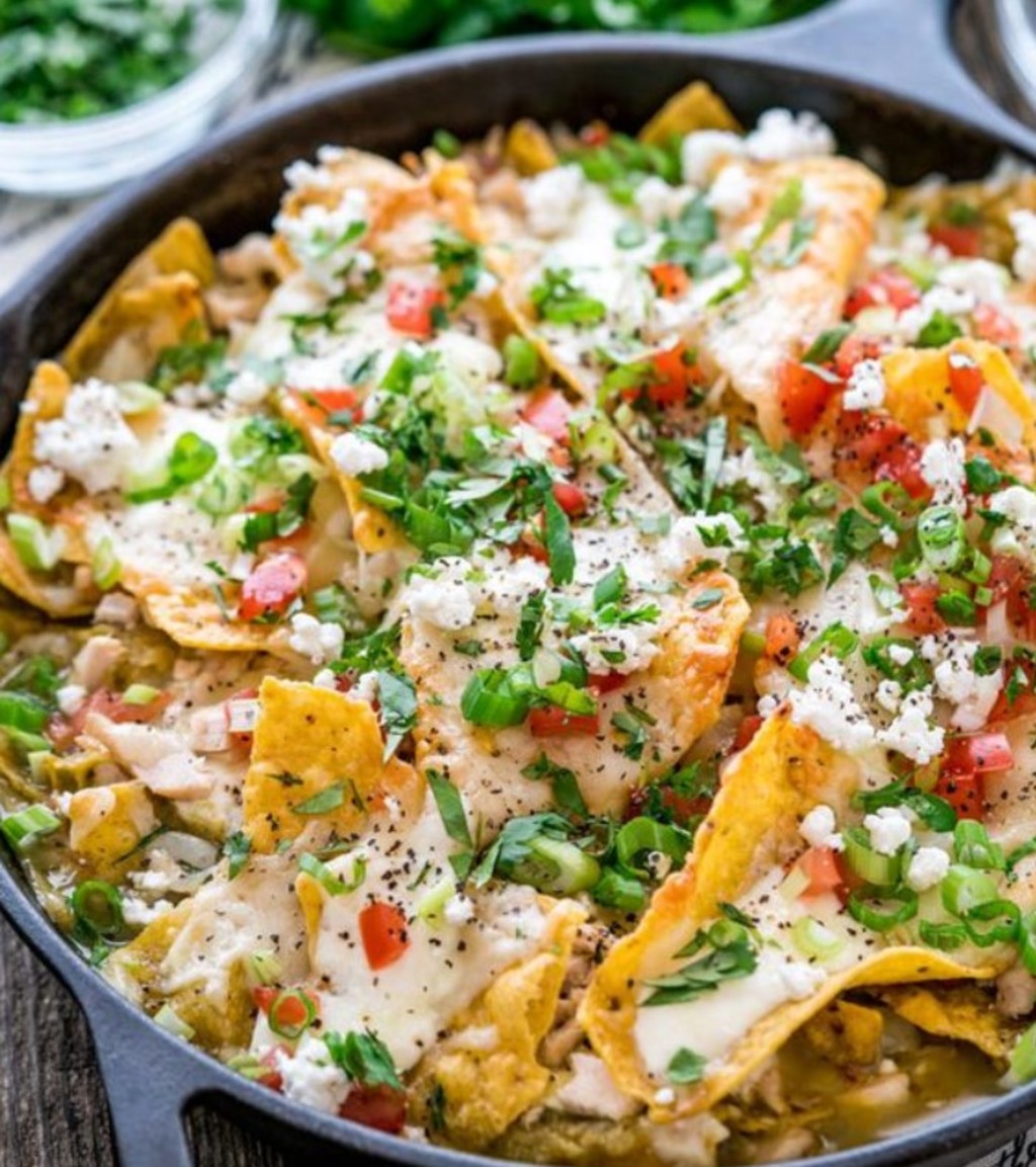 TRADICIÓN. Los chilaquiles son uno de los desayunos favoritos de los mexicanos. (PINTEREST)