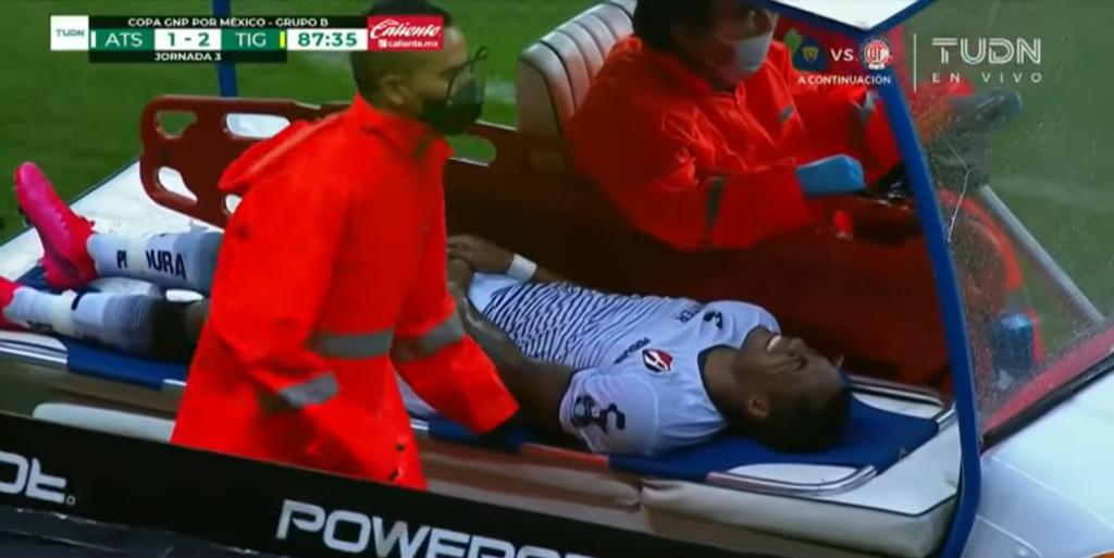 El ecuatoriano entró conectado al juego, se le vio realizar un par de desbordes a pesar de que su forma física no es la mejor. (ESPECIAL)