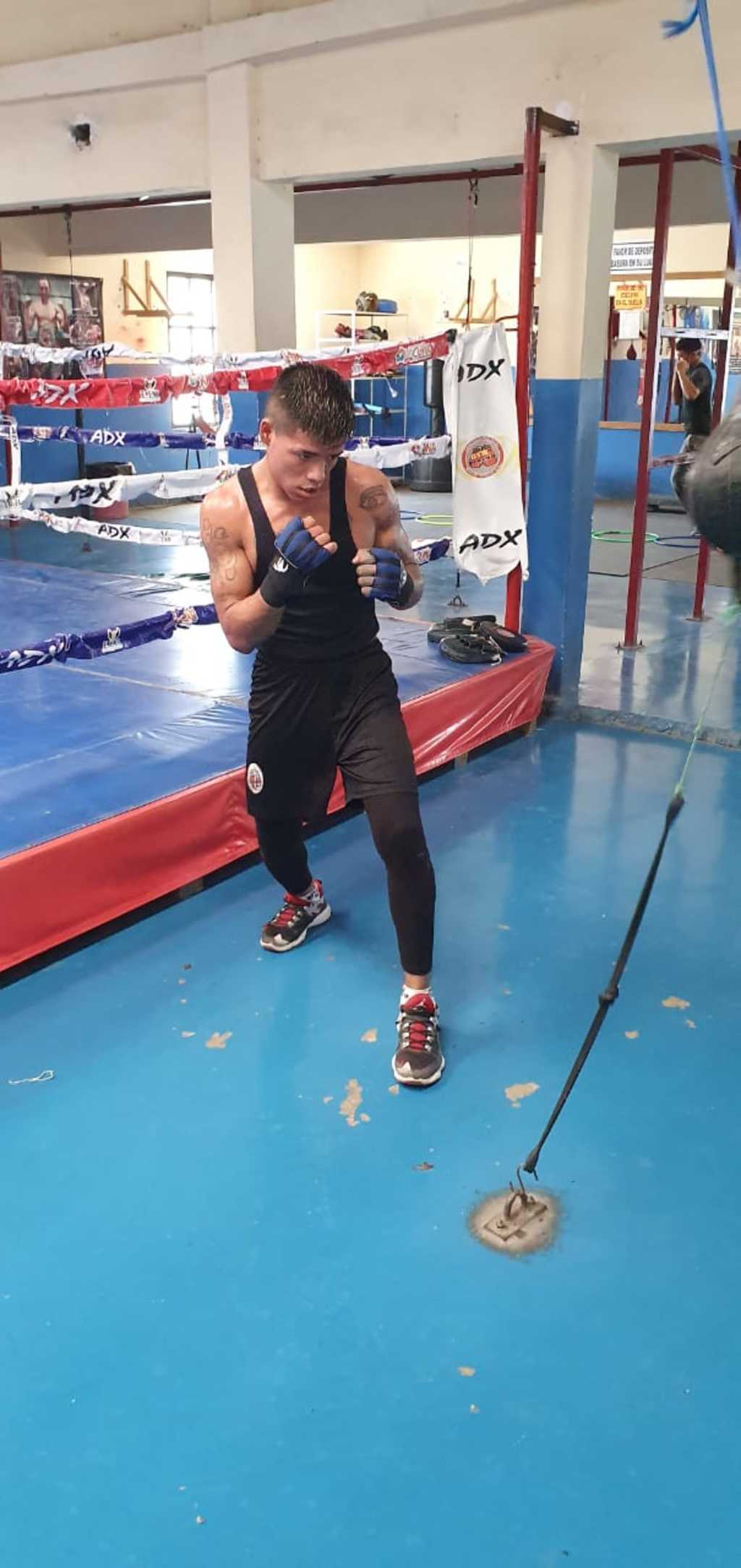 El boxeador coahuilense, se encuentra en la recta final de su preparación en su natal Ciudad Acuña, bajo la atenta mirada de Marco Rubio. (EER)