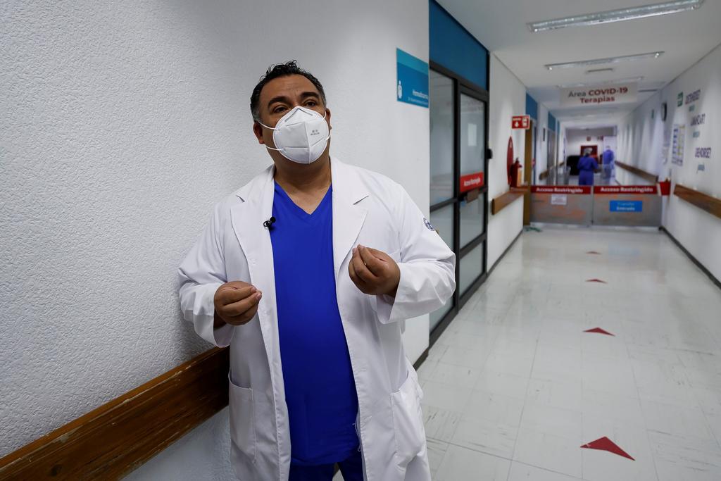 Un informe de Amnistía Internacional (AI) detalla que más de tres mil integrantes del personal de salud han fallecido en 79 países del mundo a causa de la enfermedad causada por el nuevo coronavirus SARS-CoV-2. (ARCHIVO)