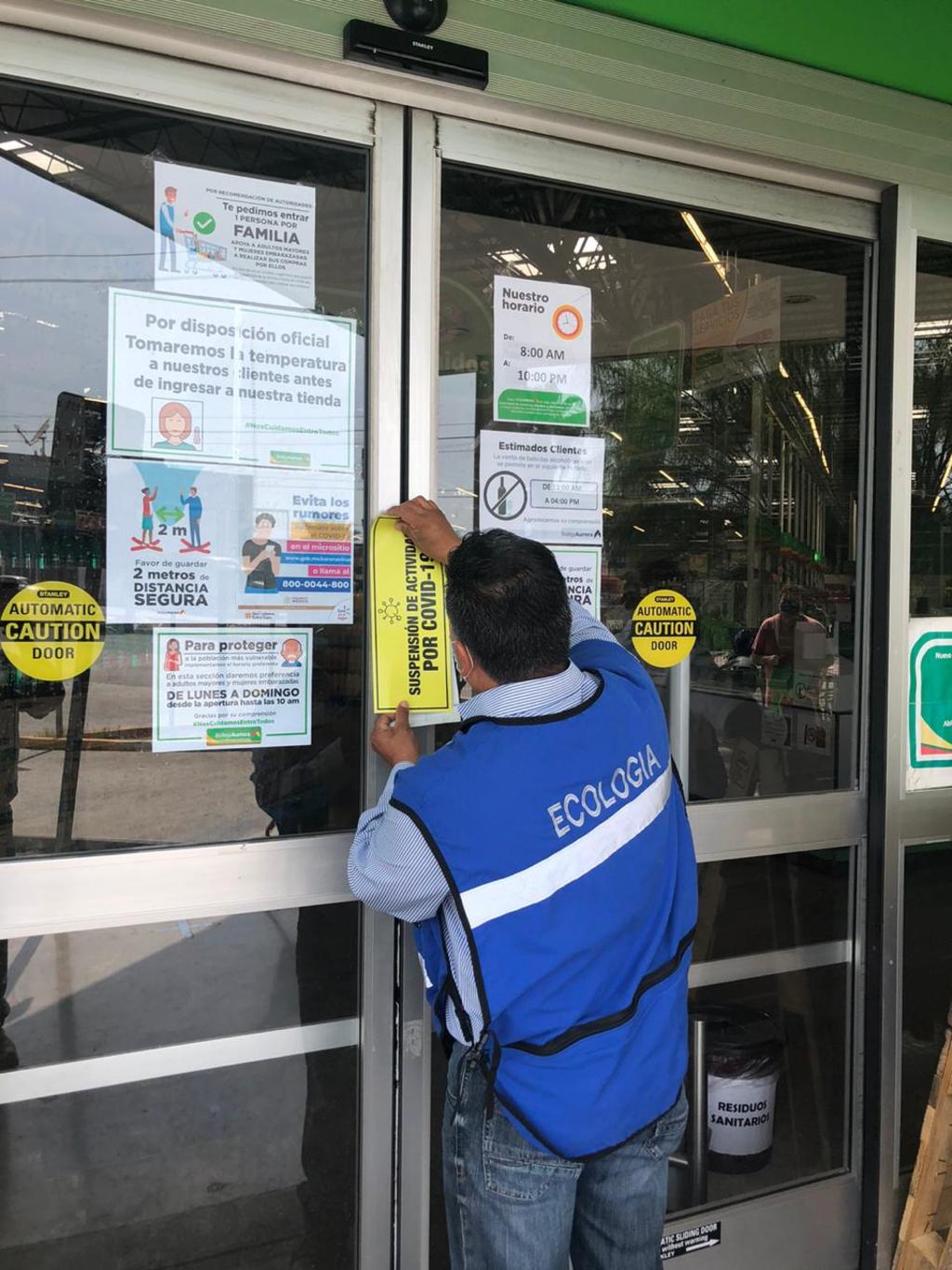 La Dirección de Ecología de Monclova clausuró al mediodía de este miércoles un conocido centro comercial de cadena nacional, por violar los protocolos sanitarios contra el COVID-19. (EL SIGLO COAHUILA)
