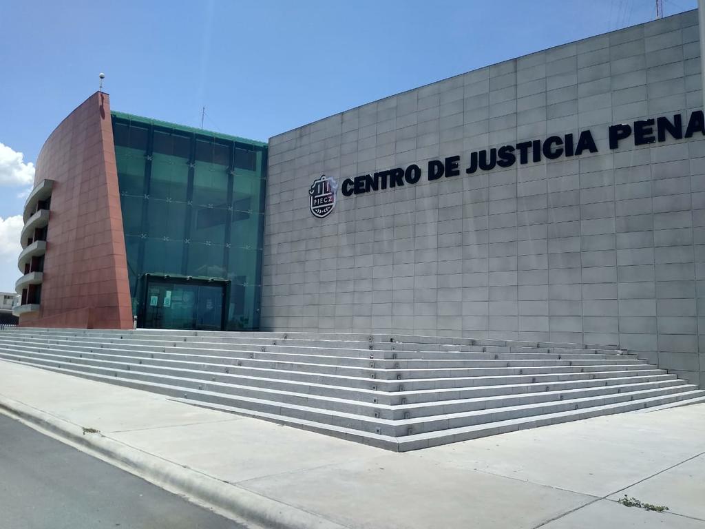 Fue el día de hoy que se llevó a cabo la audiencia inicial de ejecución de orden de aprehensión en la sala ocho del Centro de Justicia Penal. (EL SIGLO COAHUILA)