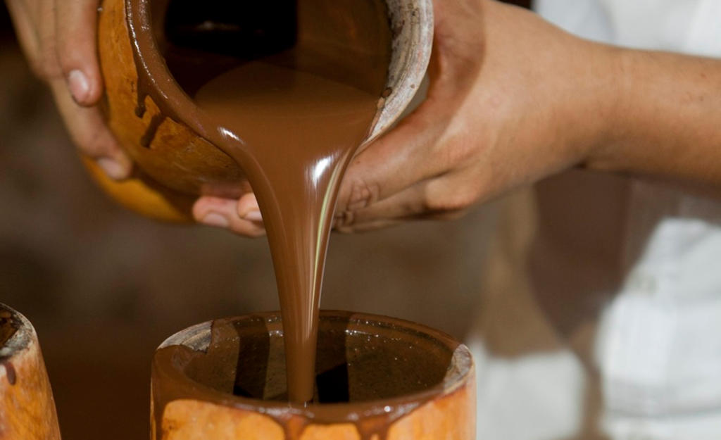 Hay chocolateros expertos que incluso afirman que un buen chocolate puede activar los cinco sentidos del cuerpo. (ARCHIVO)