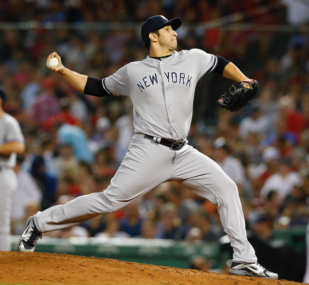 Tras recuperarse del COVID-19, el lanzador mexicano Luis Cessa hizo sesión de bullpen con los Yanquis. (ARCHIVO)