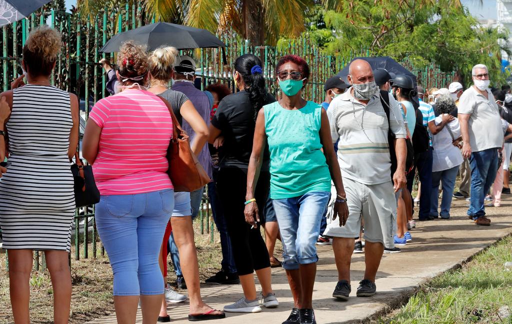 Cuba abrió la semana sin un solo nuevo contagio de la COVID-19, la primera vez que ese dato llega a cero en el reporte diario. (EFE) 