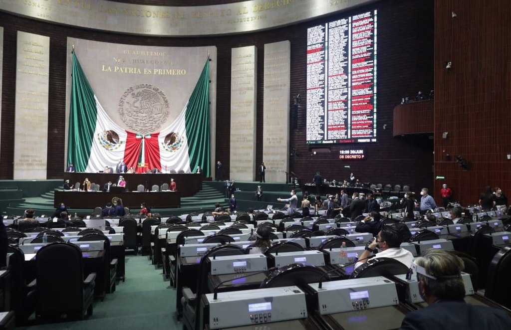 Todos los diputados de oposición en México pidieron al Gobierno acelerar el acceso a la vacuna para el COVID-19.