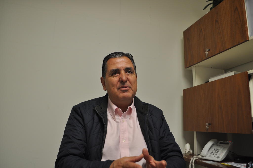 El titular de la Unidad de Atención Regional en La Laguna del Gobierno de Coahuila, José Antonio Gutiérrez Jardón, informó que él y su esposa dieron positivo a COVID-19. (ARCHIVO)