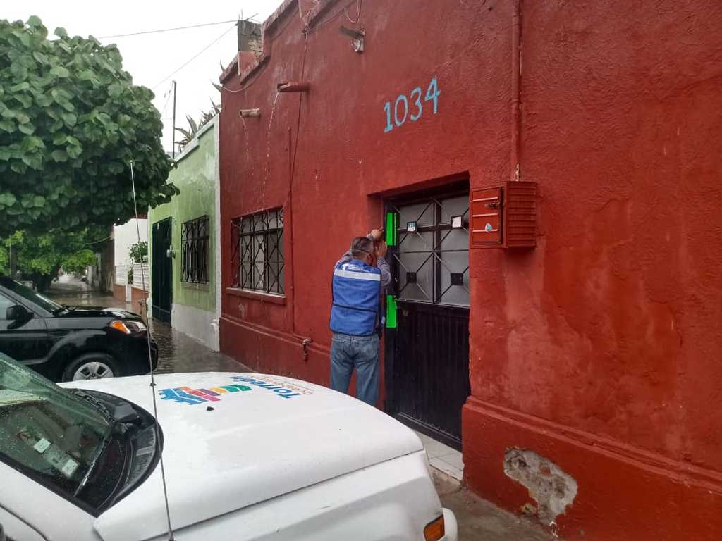 Clausuran y amonestan salas de masajes en Torreón