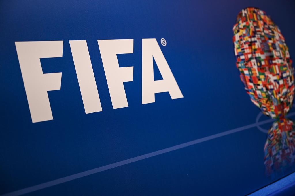 El paquete de apoyo de la FIFA frente a la pandemia de coronavirus que repartirá 1,500 millones de dólares para revivir el deporte y mantener a flote las asociaciones nacionales establece “requisitos estrictos de cumplimiento y auditoría”, anunció el miércoles la entidad rectora del fútbol mundial. (CORTESÍA)