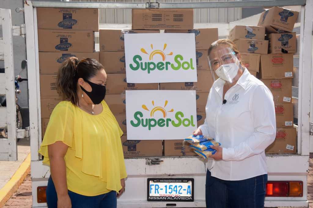 La empresa Super Sol donó mil sopas para distribuir entre las familias más afectadas debido a la pandemia del COVID-19.