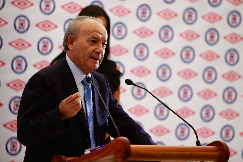 La Liga MX se limpió las manos ante el proceso de Guillermo Álvarez Cuevas, presidente del Cruz Azul, y aseguró no peligra la afiliación de 'Billy' o el propio club. (ARCHIVO)