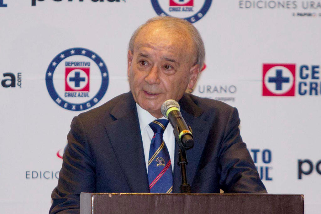 En julio de 1988 la Cooperativa La Cruz Azul eligió a Guillermo Álvarez como director general y en consecuencia, presidente del club. (ARCHIVO)