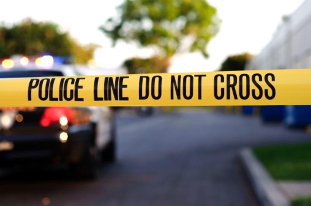 Un hombre está en la cárcel el domingo al ser acusado de matar a puñaladas a su hermano de 7 años en un suburbio de Fort Worth, en Texas. (ESPECIAL) 
