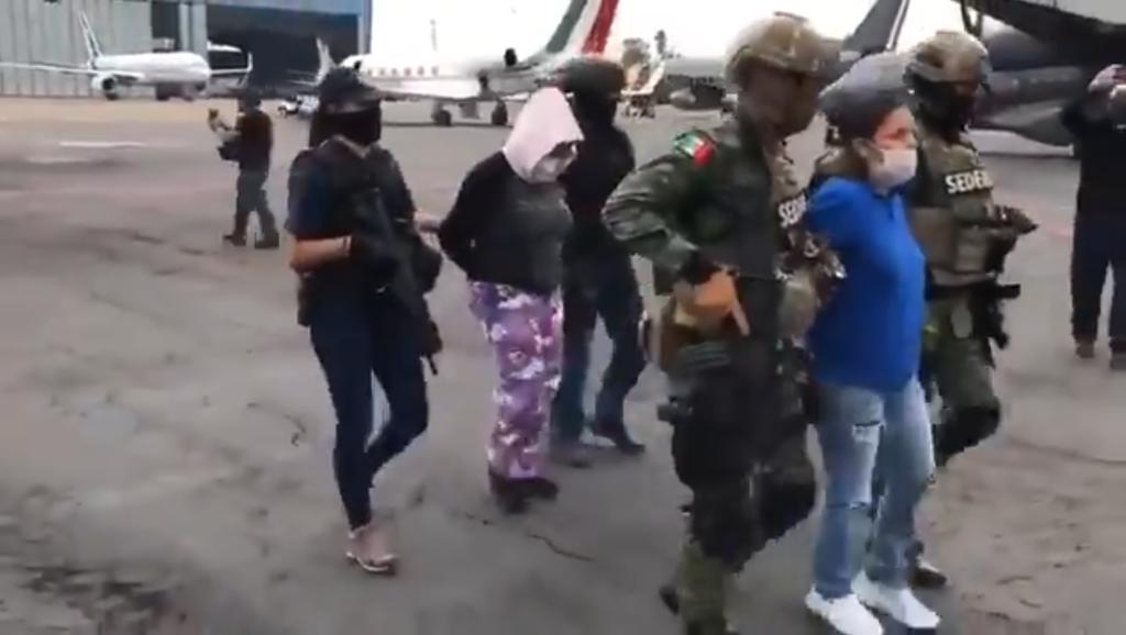 Guadalupe Villarreal Gómez, alias 'La Teniente', una de las líderes más violentas del Cártel del Noreste, de acuerdo a la Secretaría de la Defensa Nacional, fue detenida en esta frontera con su pareja sentimental. (ESPECIAL)