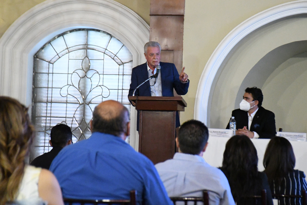 El alcalde de Torreón, Jorge Zermeño, declaró que el objetivo del programa es que se conozca la ciudad con los datos reales. (FERNANDO COMPEÁN)