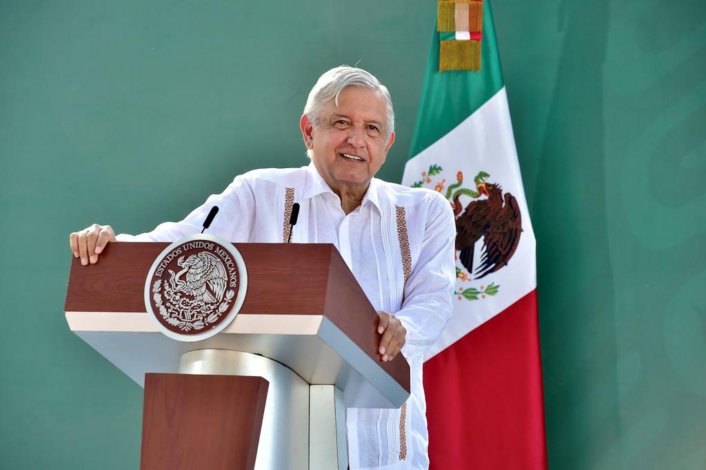 Organizaciones ambientalistas, mediante un carta, le pidieron al presidente de México, Andrés Manuel López Obrador, finalizar el uso del glifosato, el cual, dijeron, se ha demostrado científicamente que envenena los cultivos, el agua, los recursos naturales y a los polinizadores. (ARCHIVO)