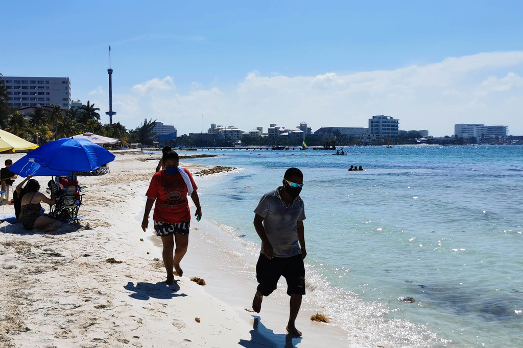 El Gobierno de México arrancó en el estado de Quintana Roo un programa de rescate de accesos públicos a playas. (AGENCIAS) 