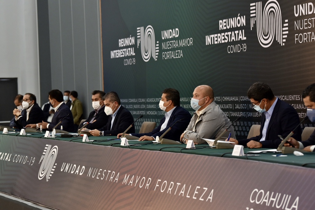 La Alianza Federalista de gobernadores sesionó ayer en el Centro de Convenciones de Torreón e informó que definirá una estrategia para generar información propia respecto a la pandemia. (ÉRICK SOTOMAYOR)