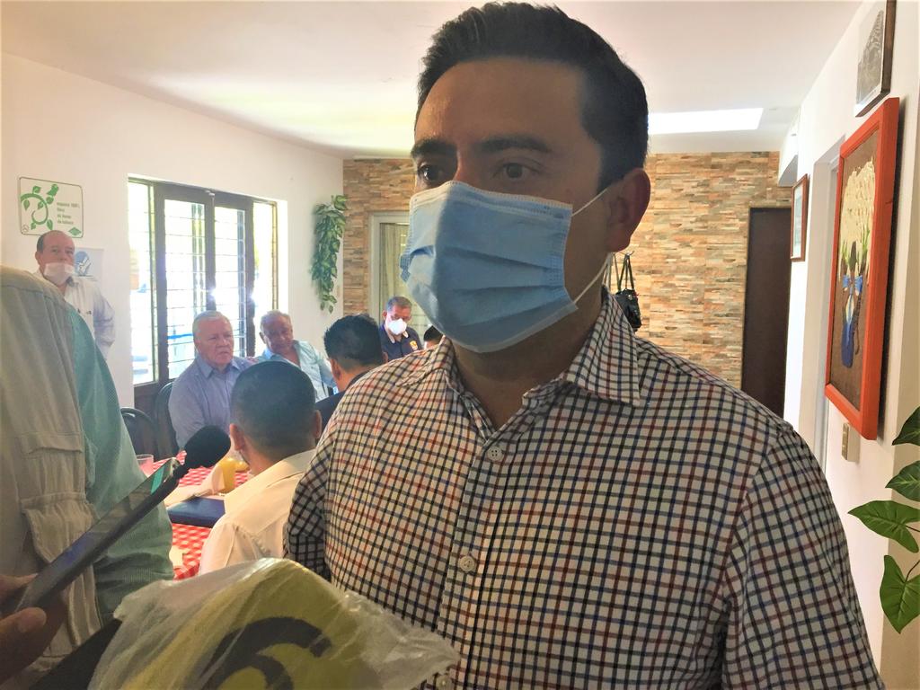 En busca de mejorar las condiciones laborales no sólo del personal de salud sino también de emergencia, el diputado local Gerardo Villarreal por el Partido Verde Ecologista, presentó una iniciativa de Ley de Protección al Personal Sanitario y Emergencias. (GUADALUPE MIRANDA)