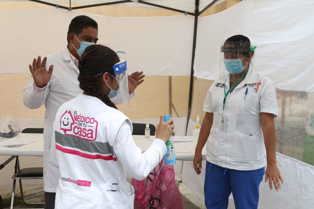 La Secretaría de Salud confirmó 498,380 contagios de la COVID-19 y 54,666 muertes tras los 5,858 contagios y 737 muertes reportados en su informe técnico más reciente sobre el virus SARS-CoV-2.
(ARCHIVO)