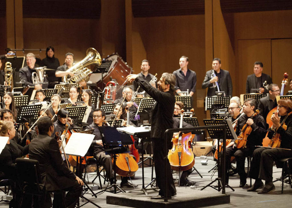 La Orquesta Sinfónica de Aguascalientes (OSA) será la primera orquesta profesional en el país en reiniciar actividades en una sala de conciertos. Sin embargo, los conciertos que ofrecerá serán a puerta cerrada, sin público, y con menos de 20 músicos en escena. (INTERNET) 