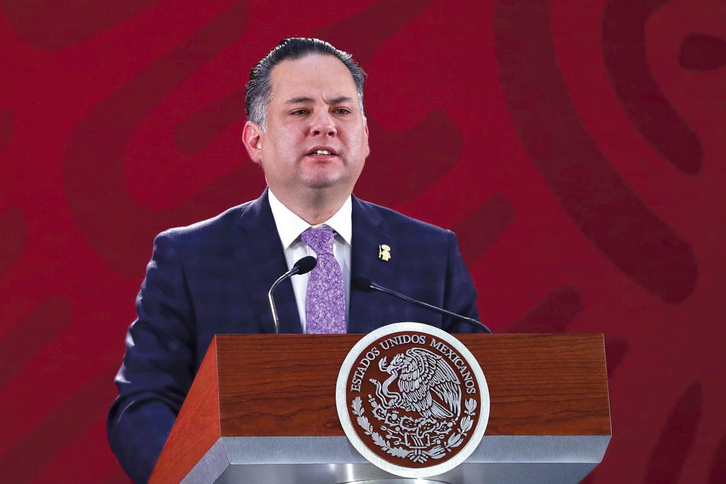 Santiago Nieto, pidió detener a los sicarios y a los líderes de los cárteles de la droga en el país, pero también a los integrantes del poder político que les dan cobijo. (ARCHIVO)