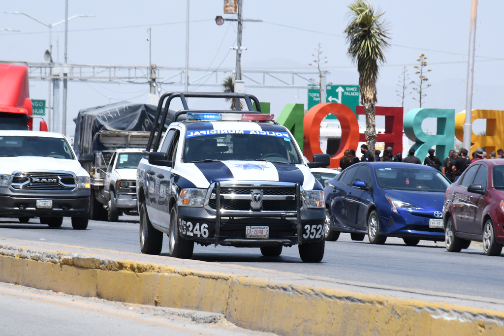 El alcalde de Torreón, Jorge Zermeño Infante, expuso que no solo trabaja en la ciudad la Policía Municipal, sino que están la Policía Estatal, Federal e incluso la Guardia Nacional haciendo rondines. (EL SIGLO DE TORREÓN)