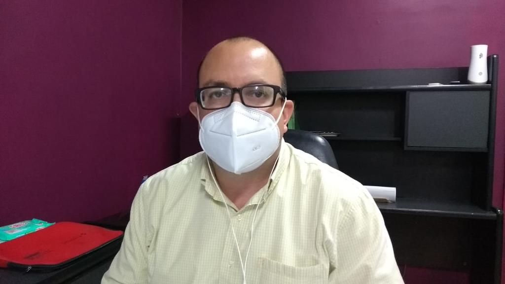 Iván Alejandro Gerardo Moscoso González, jefe de la Jurisdicción Sanitaria 01 con sede en Piedras Negras, señaló que conforme los casos y las infecciones de Coronavirus se vayan incrementado, pueden ir aumentando proporcionalmente el número de las defunciones. (RENÉ ARELLANO)