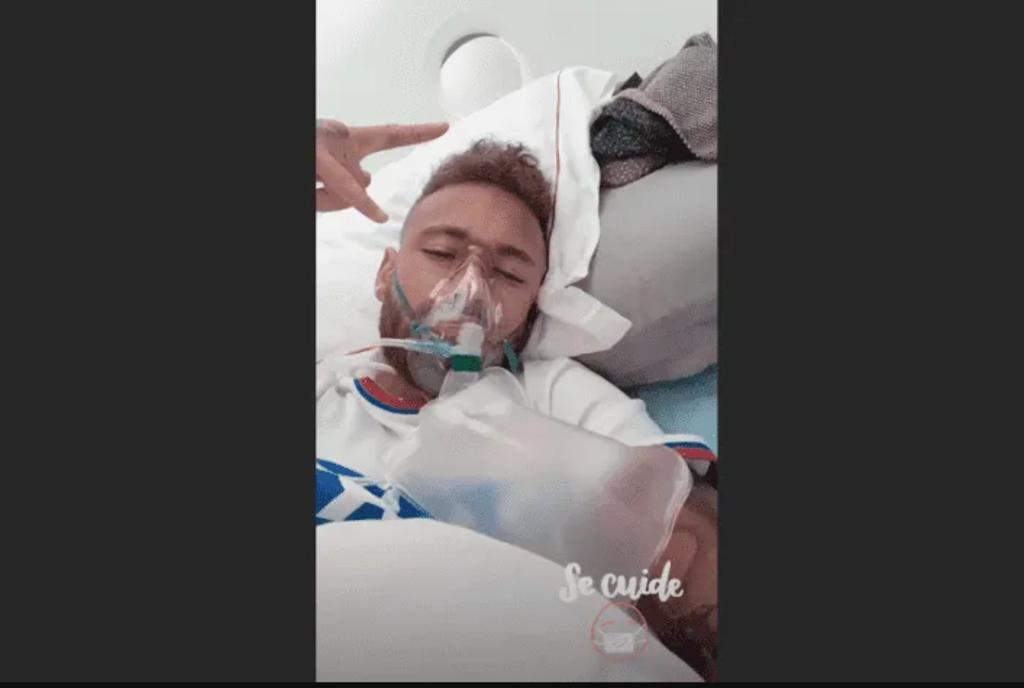 Este jueves, Neymar dio a conocer una fotografía en sus historias de Instagram, donde luce con un respirador, causando preocupación entre los aficionados del PSG de cara a la final de la UEFA Champions League ante el Bayern Múnich. (ARCHIVO)