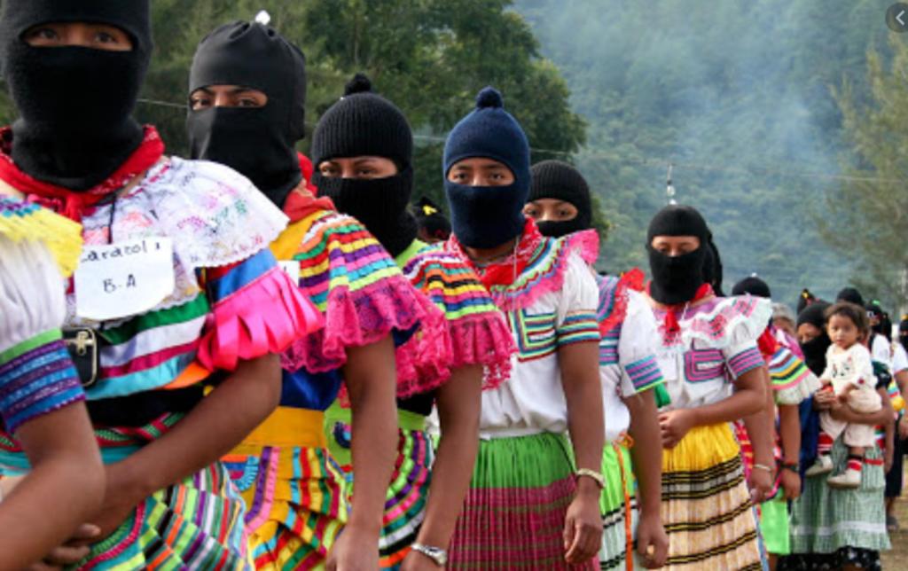 Ambas organizaciones señalaron que el pasado sábado 22 de agosto, cerca de las 11:00 horas, integrantes de la ORCAO 'robaron y quemaron' las instalaciones del Centro de Comercio Nuevo Amanecer del Arcoiris, ubicado en el crucero Cuxuljá del municipio autónomo Lucio Cabañas, localizado en el municipio oficial de Ocosingo.
(ARCHIVO)