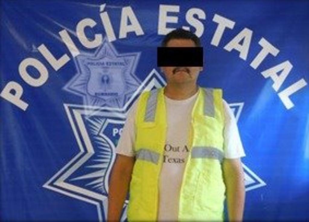 El individuo fue detenido y trasladado junto con la unidad a las instalaciones de la Vicefiscalía General del Estado de Durango, Región Laguna. (EL SIGLO DE TORREÓN)