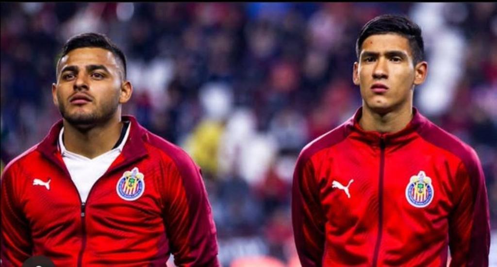 Los jugadores Uriel Antuna y Alexis Vega fueron sancionados económicamente y regresaron a los entrenamientos de Chivas a petición de sus compañeros, dijo el miércoles Ricardo Peláez, presidente deportivo del equipo. (CORTESÍA)