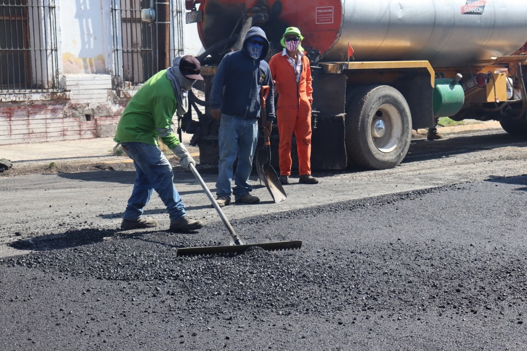 Los trabajos de recarpeteo avanzan conforme a lo programado. (EL SIGLO DE TORREÓN) 