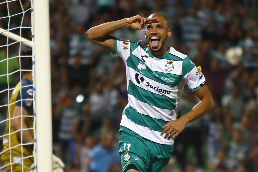 Matheus Dória, defensa central de los Guerreros, destacó que ya pudieron entrenar completos, algo que piensa les servirá para enfrentar este domingo a los Gallos Blancos de Querétaro. (ARCHIVO)