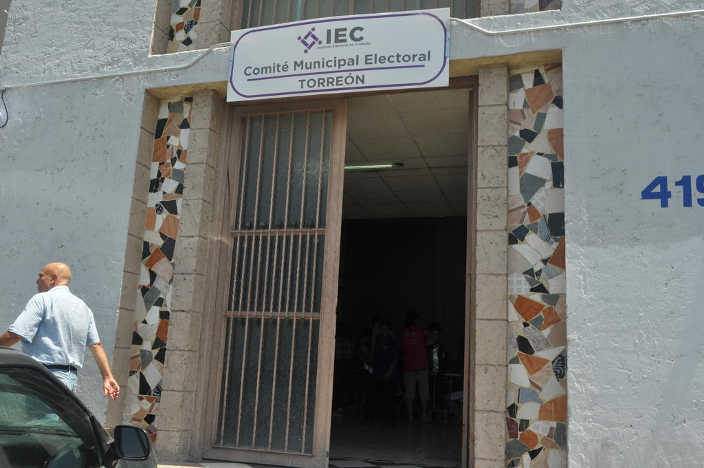 El Instituto Electoral de Coahuila informó que las postulaciones a candidatos a diputados locales ya concluyeron y se recibieron 518 aspirantes, por lo que se encuentran en la fase de análisis para aprobar candidaturas. (ARCHIVO)