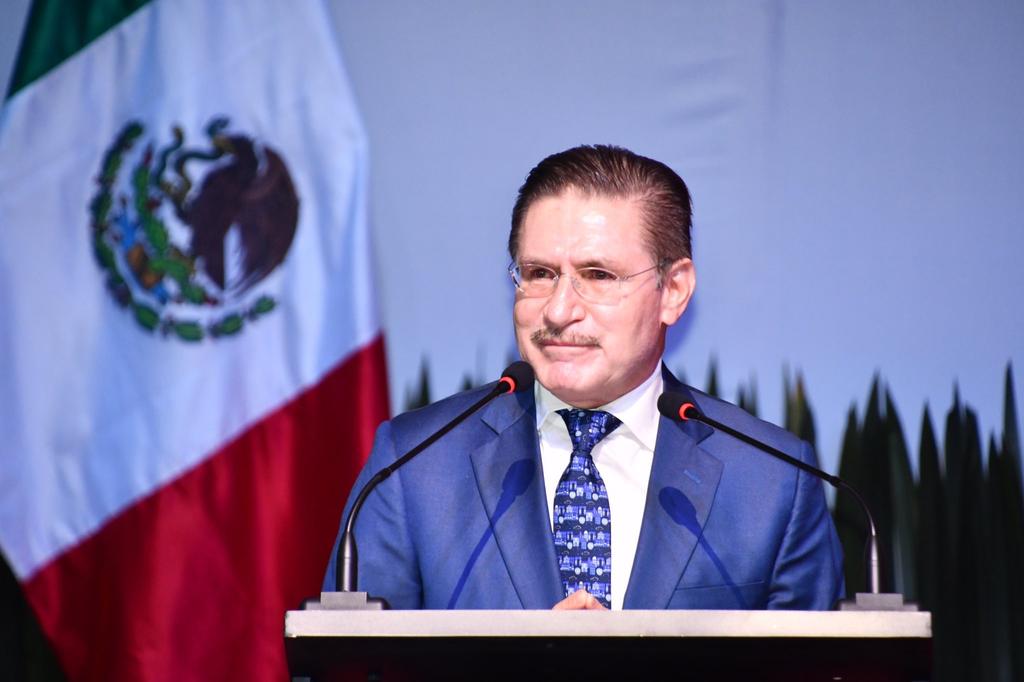 El gobernador de Durango, José Rosas Aispuro Torres analiza su permanencia en la Confederación Nacional de Gobernadores (Conago). (TWITTER)