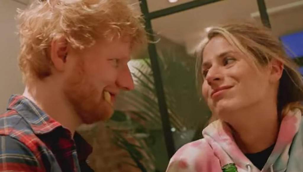 Ed Sheeran y su esposa, Cherry, anunciaron el nacimiento de su hija, Lyra Antarctica Seaborn Sheeran. (ESPECIAL) 