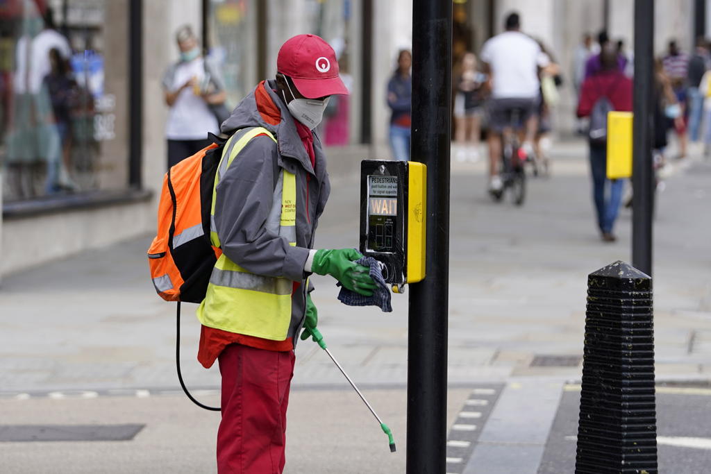 El Reino Unido comunicó otros 1,295 nuevos casos de coronavirus en el país, según los últimos datos oficiales difundidos este martes por el Ministerio británico de Sanidad. (ARCHIVO) 