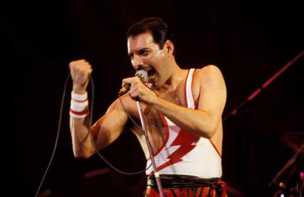 El cantante y compositor Freddie Mercury es considerado uno de los más grandes exponentes del rock británico. (ESPECIAL)