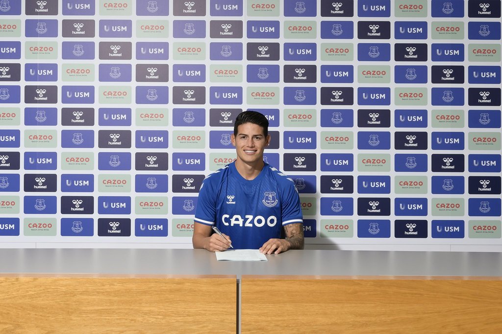 James Rodríguez firmó un contrato de dos años. . (Cortesía Everton)