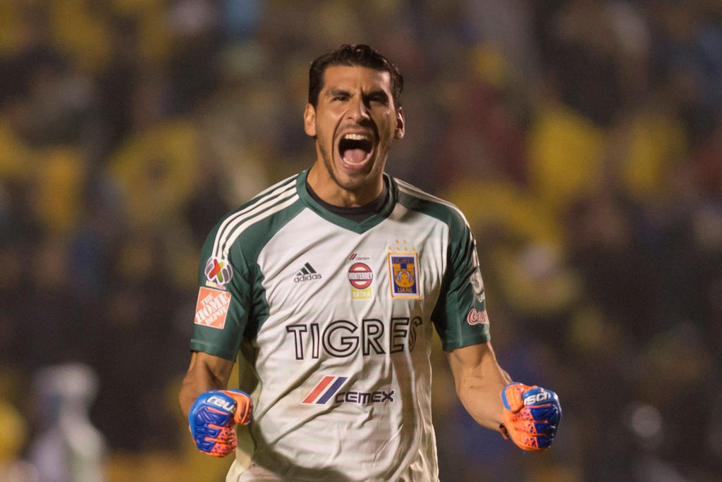 Nahuel Guzmán podrá reaparecer a la acción futbolística con Tigres ya que fue incluido en la lista de convocados del equipo de Ricardo Ferretti para la Jornada 9 del torneo Guardianes 2020. (ARCHIVO)