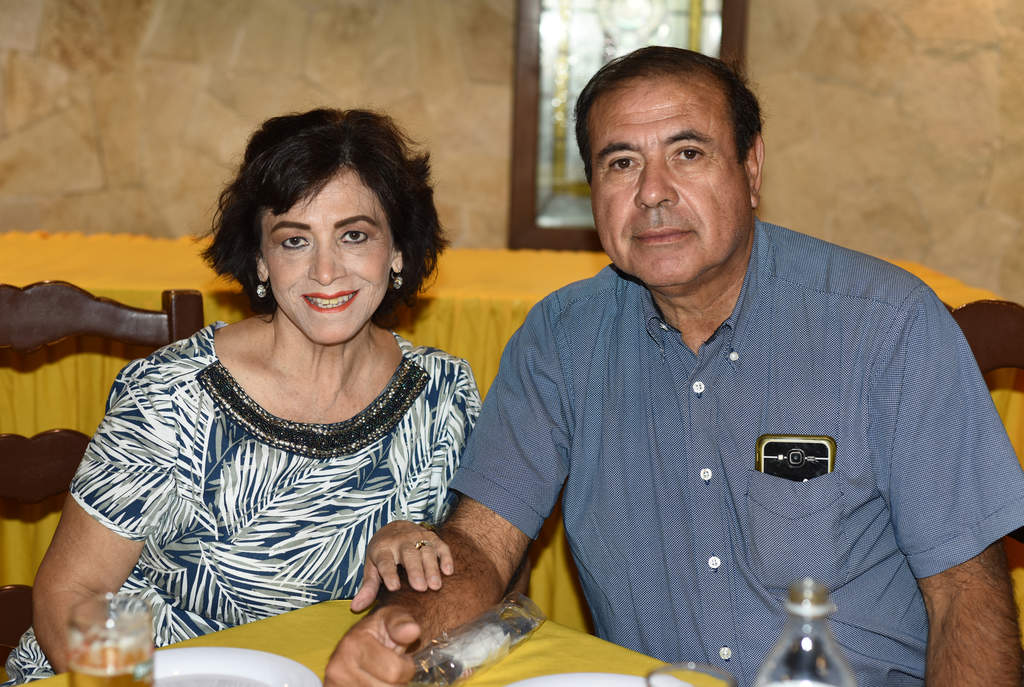 Carlos y Blanca Sandoval.  (EL SIGLO DE TORREÓN /Jesús Galindo)