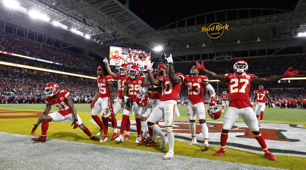Kansas City Chiefs campeones del Super Bowl LIV y que reciben a Houston en el juego de hora tope que da inicio a la temporada de la NFL. (ARCHIVO)