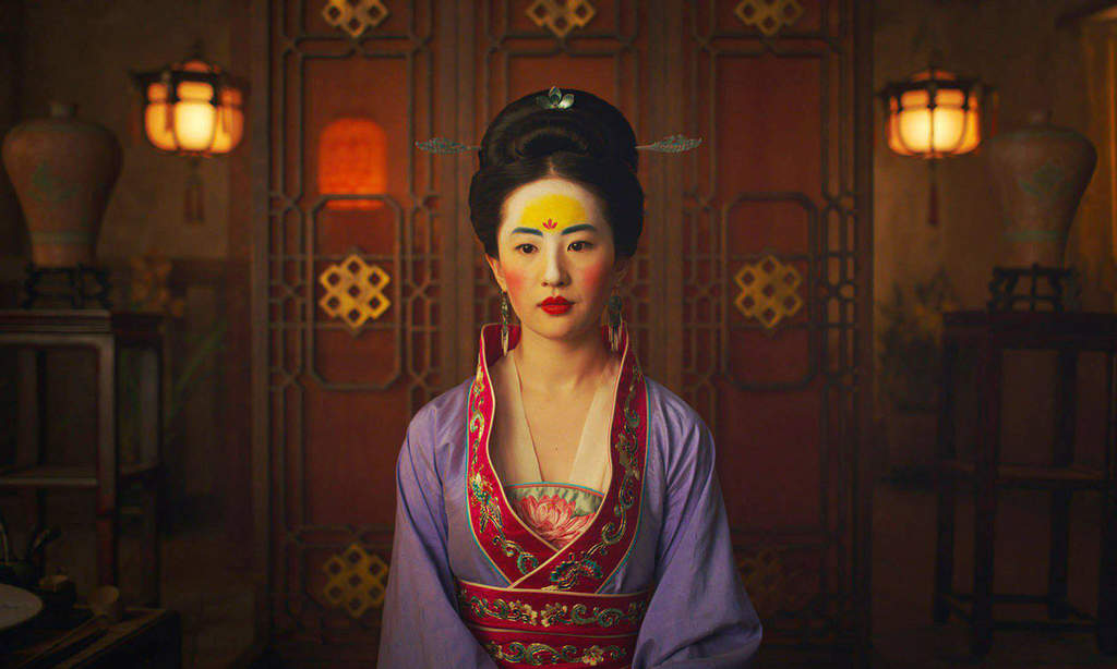 La película Mulan en live action ha despertado la curiosidad de los fans en todo el mundo. La cinta ha pasado por varios momentos complicados. Primero el que, debido a la pandemia de COVID-19, no fue posible su estreno en cines. (ESPECIAL) 