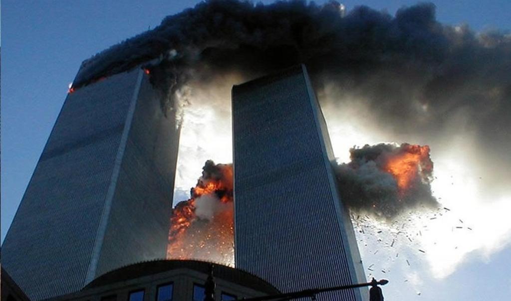 Las imágenes captadas aquel día nos permiten revivir los estremecedores momentos del atentado terrorista a las torres del WTC en la ciudad de Nueva York (CAPTURA) 